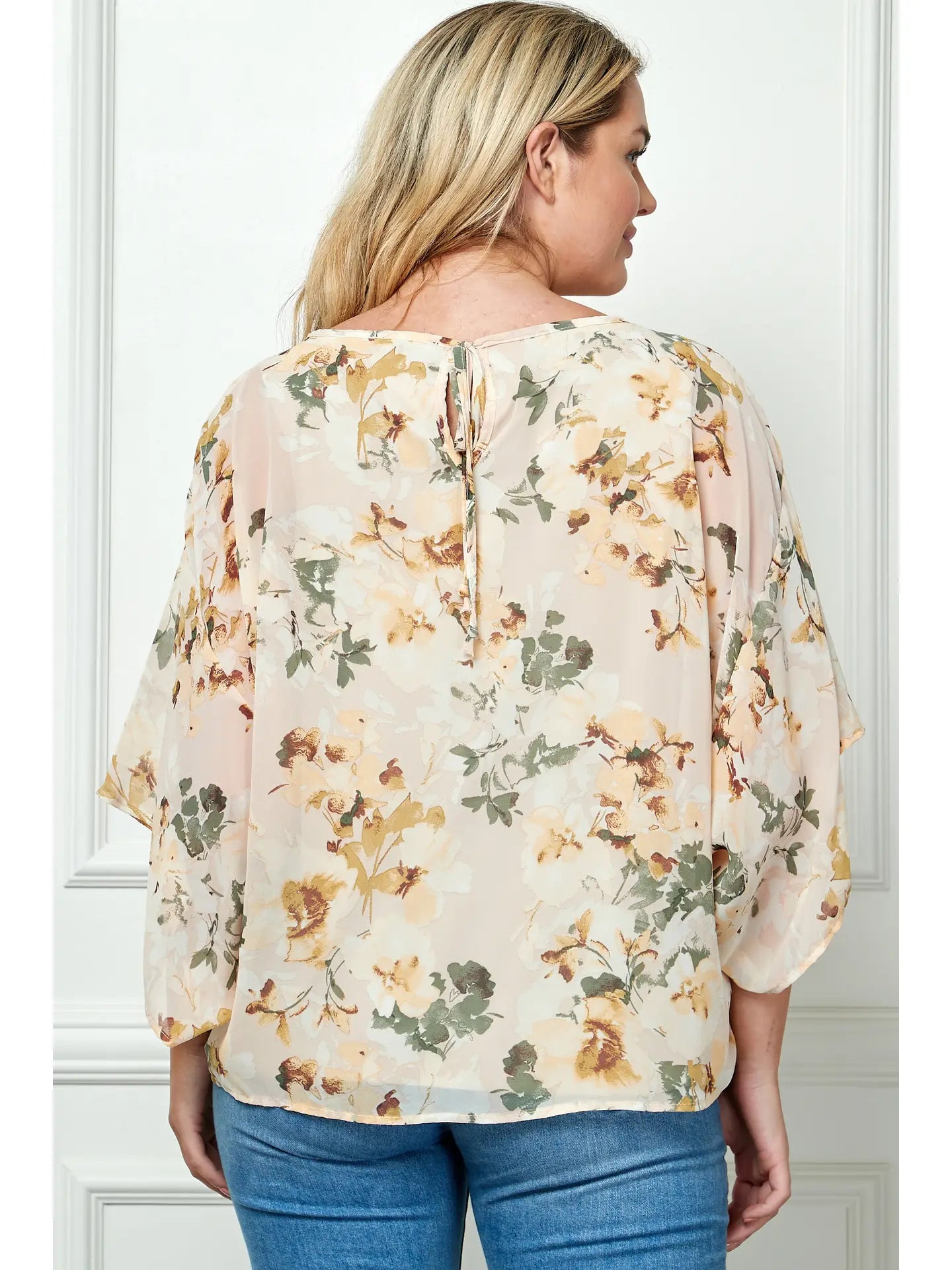 Kimono Sleeve Blouse w/ Necklace